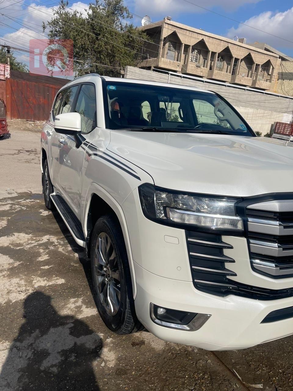 تويوتا لاندكروزر